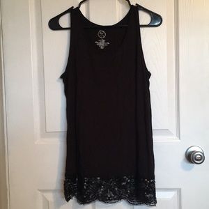 🌻Maurices Black Sequined Tank